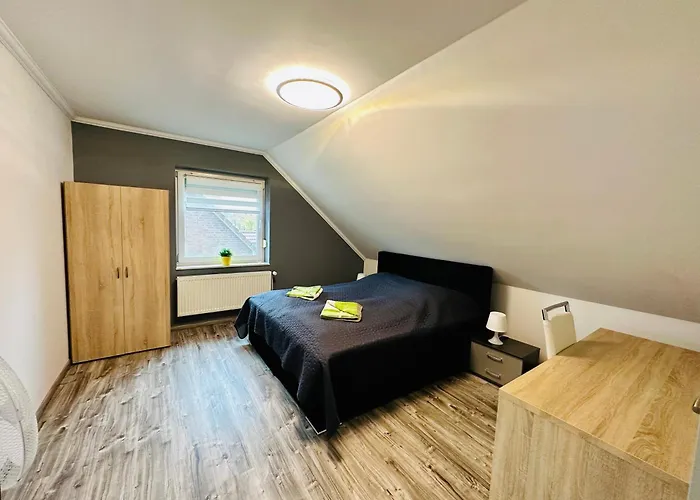 Am Hafen Ruestersiel Βίλχελμσχαφεν